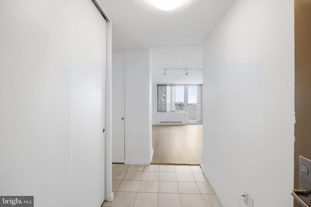 604-36 S WASHINGTON SQ #811