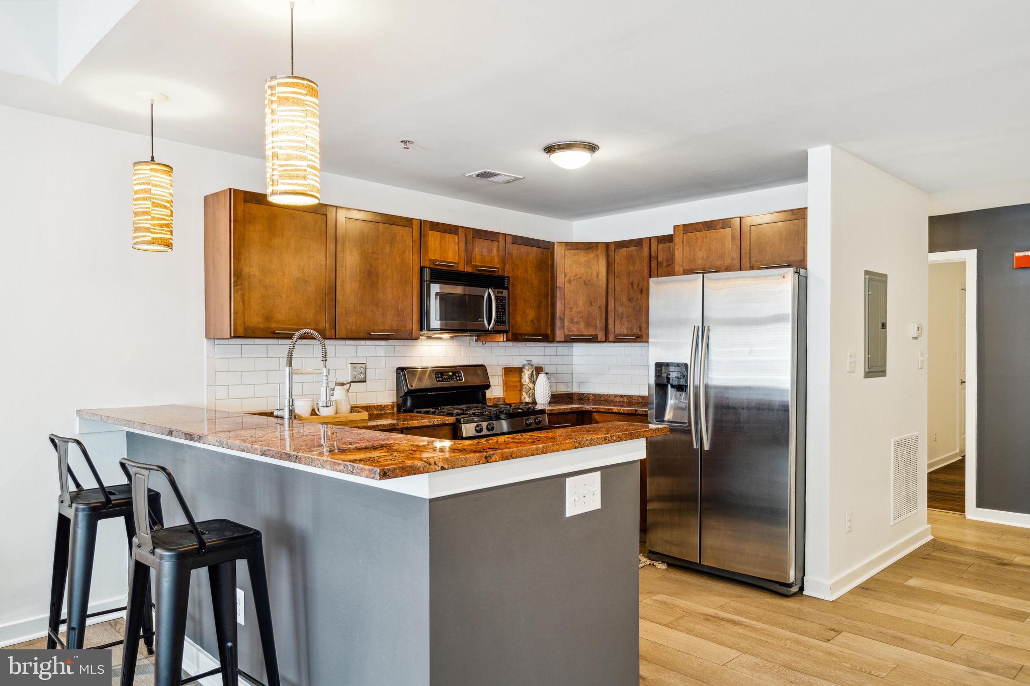 1246-54 E MONTGOMERY AVE #2