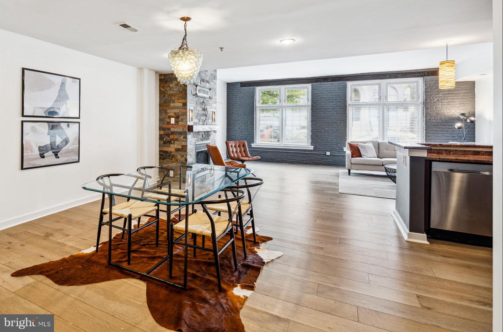 1246-54 E MONTGOMERY AVE #2