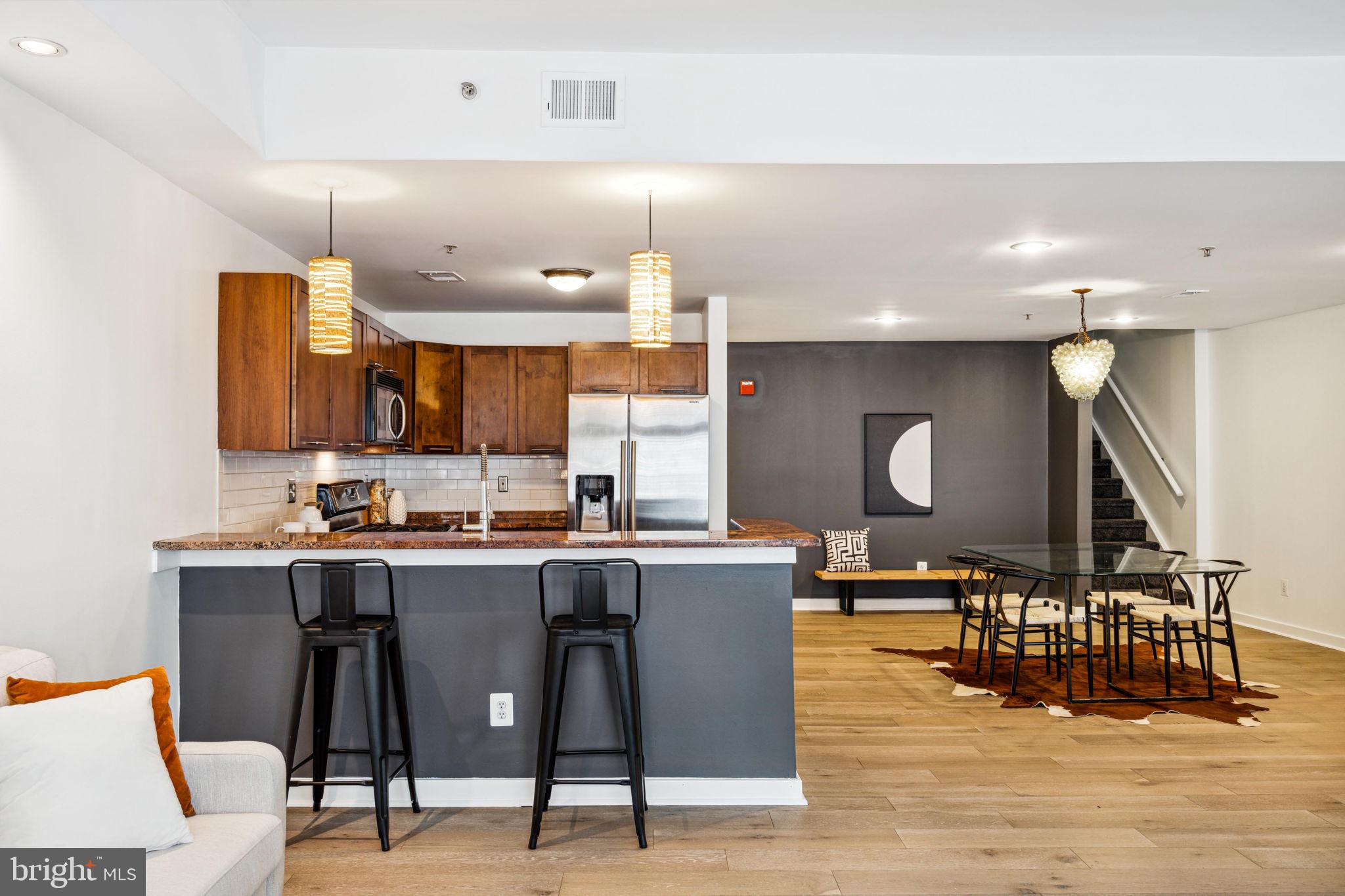 1246-54 E MONTGOMERY AVE #2