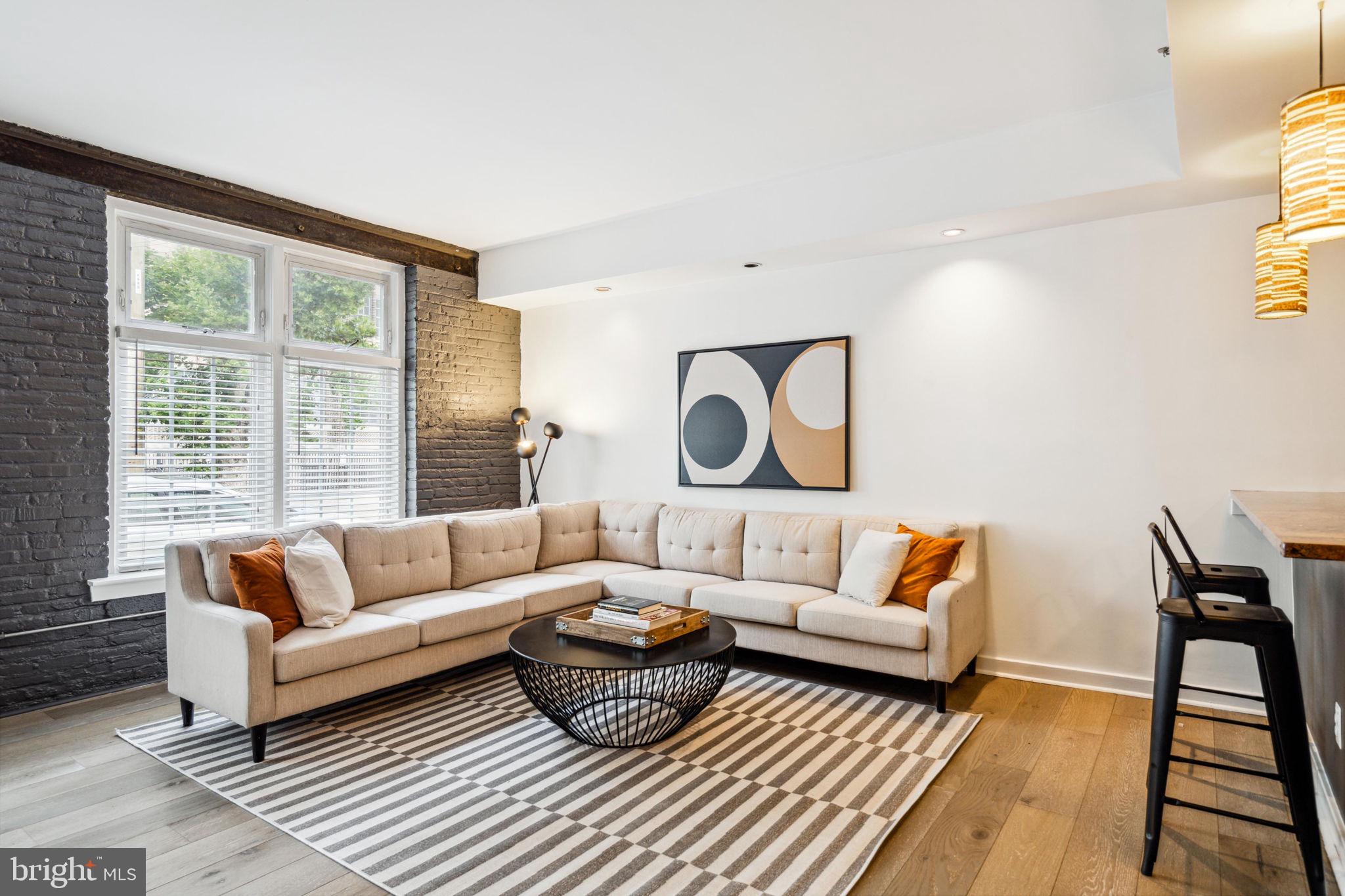 1246-54 E MONTGOMERY AVE #2