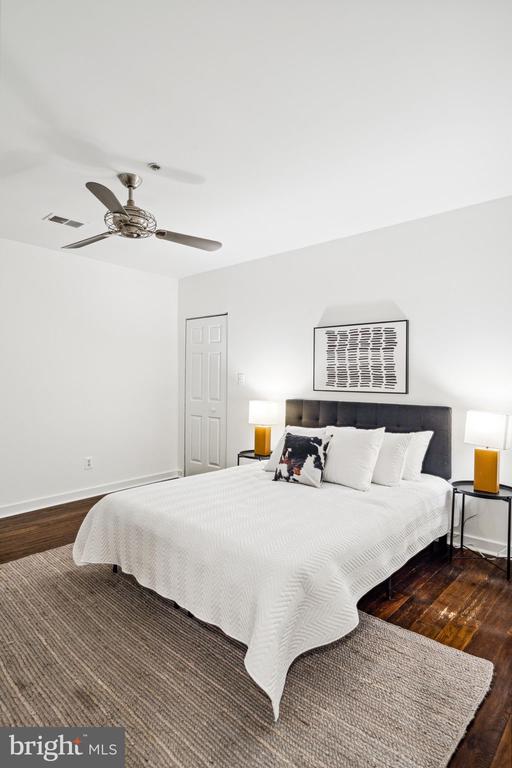 1246-54 E MONTGOMERY AVE #2