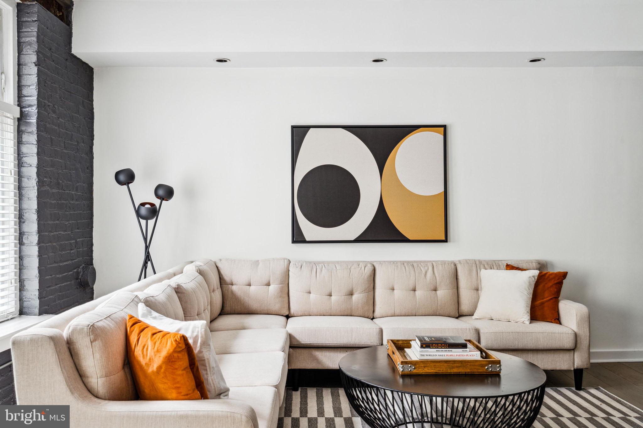 1246-54 E MONTGOMERY AVE #2