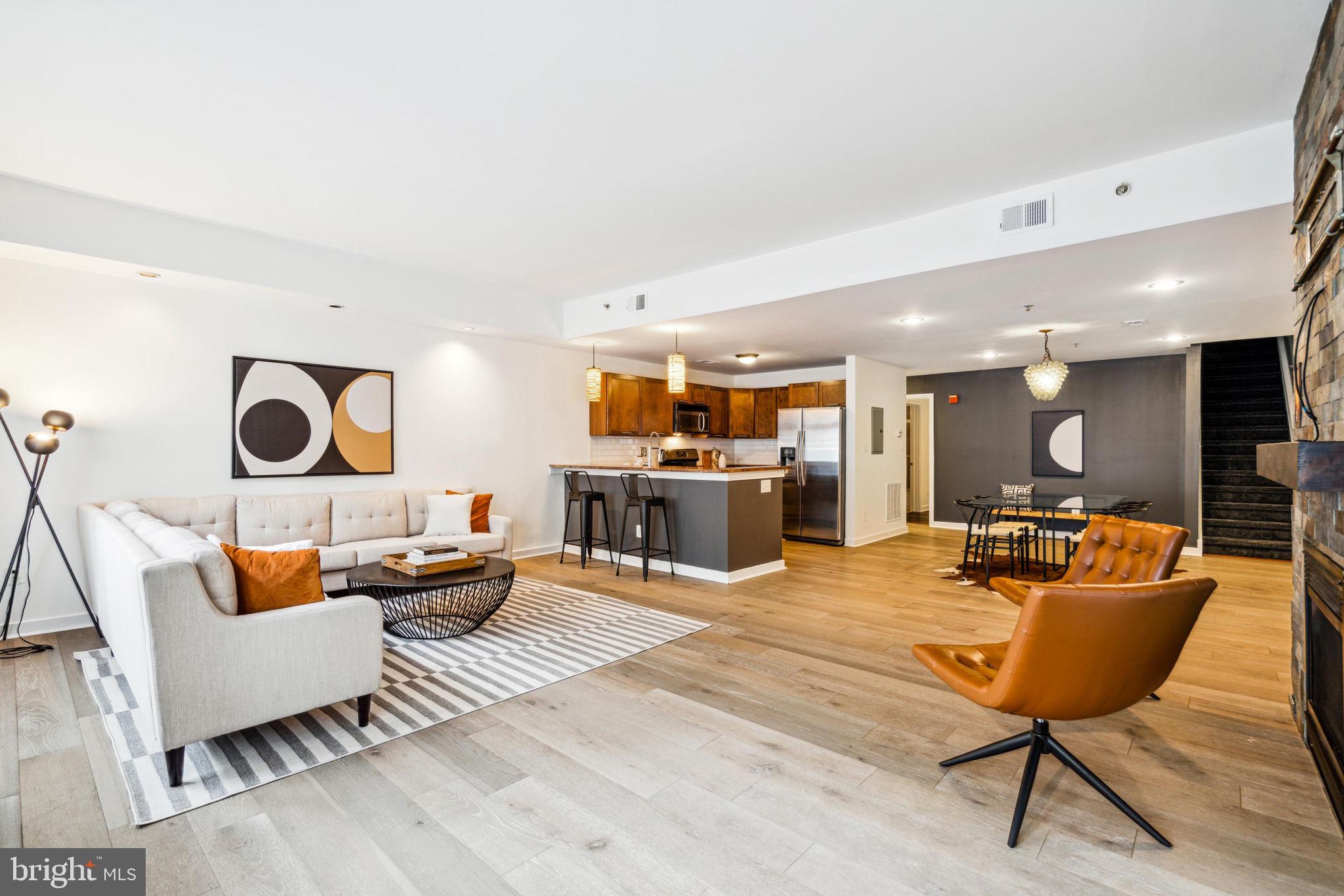 1246-54 E MONTGOMERY AVE #2