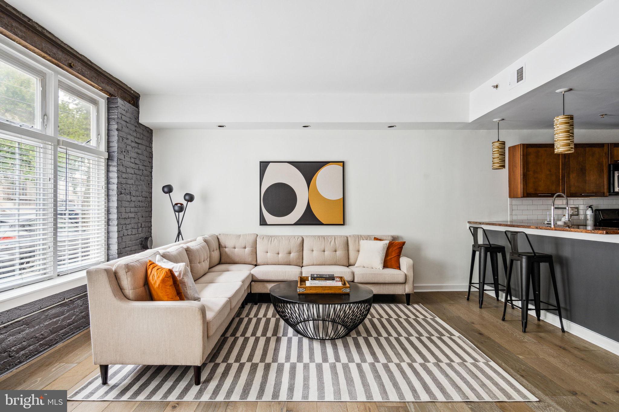 1246-54 E MONTGOMERY AVE #2