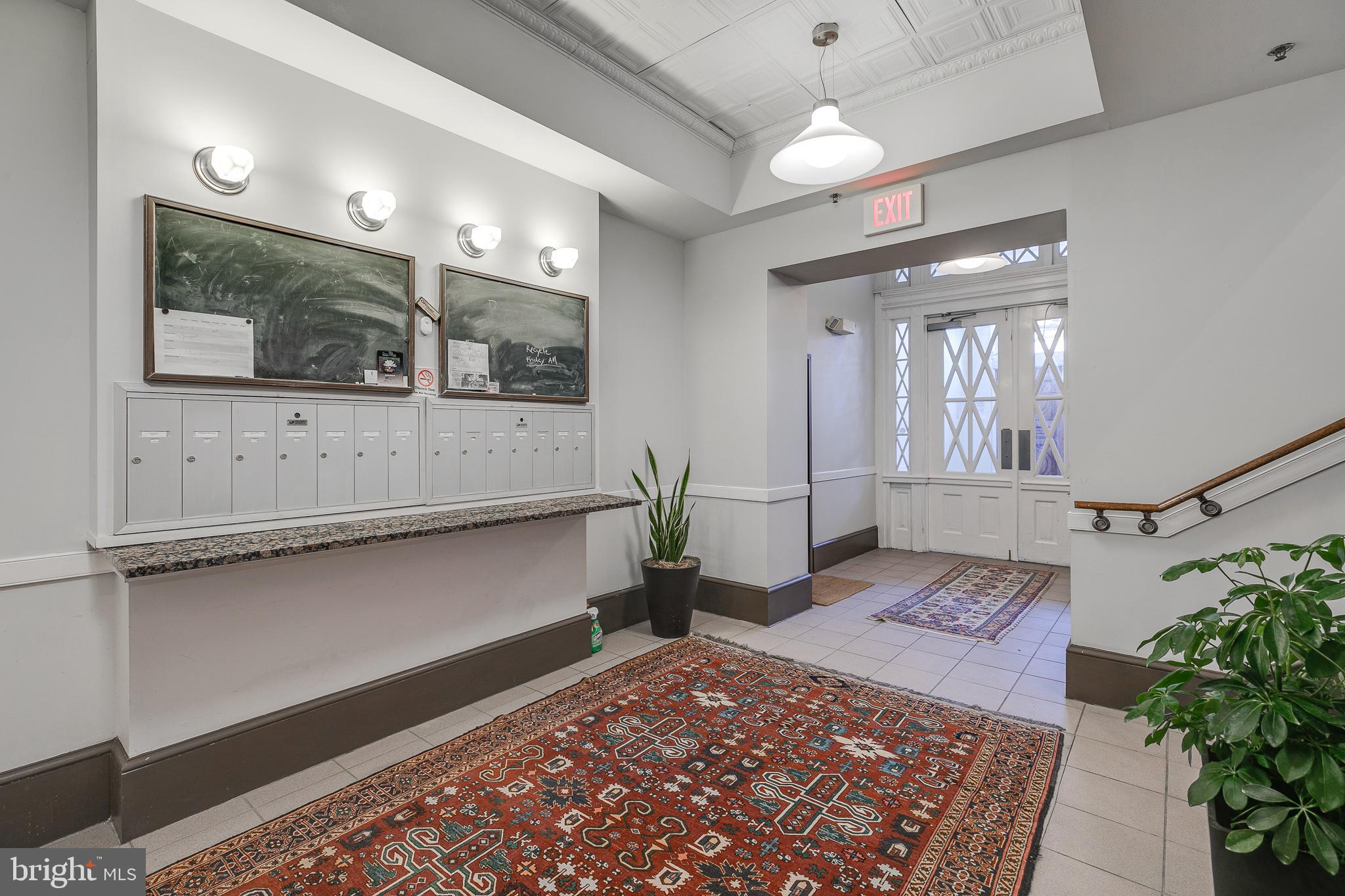 314-320 CATHARINE ST #301C