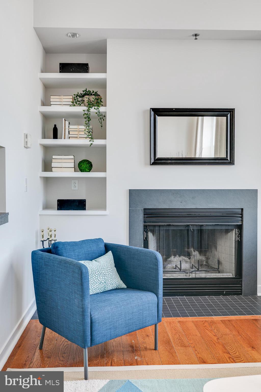 314-320 CATHARINE ST #301C