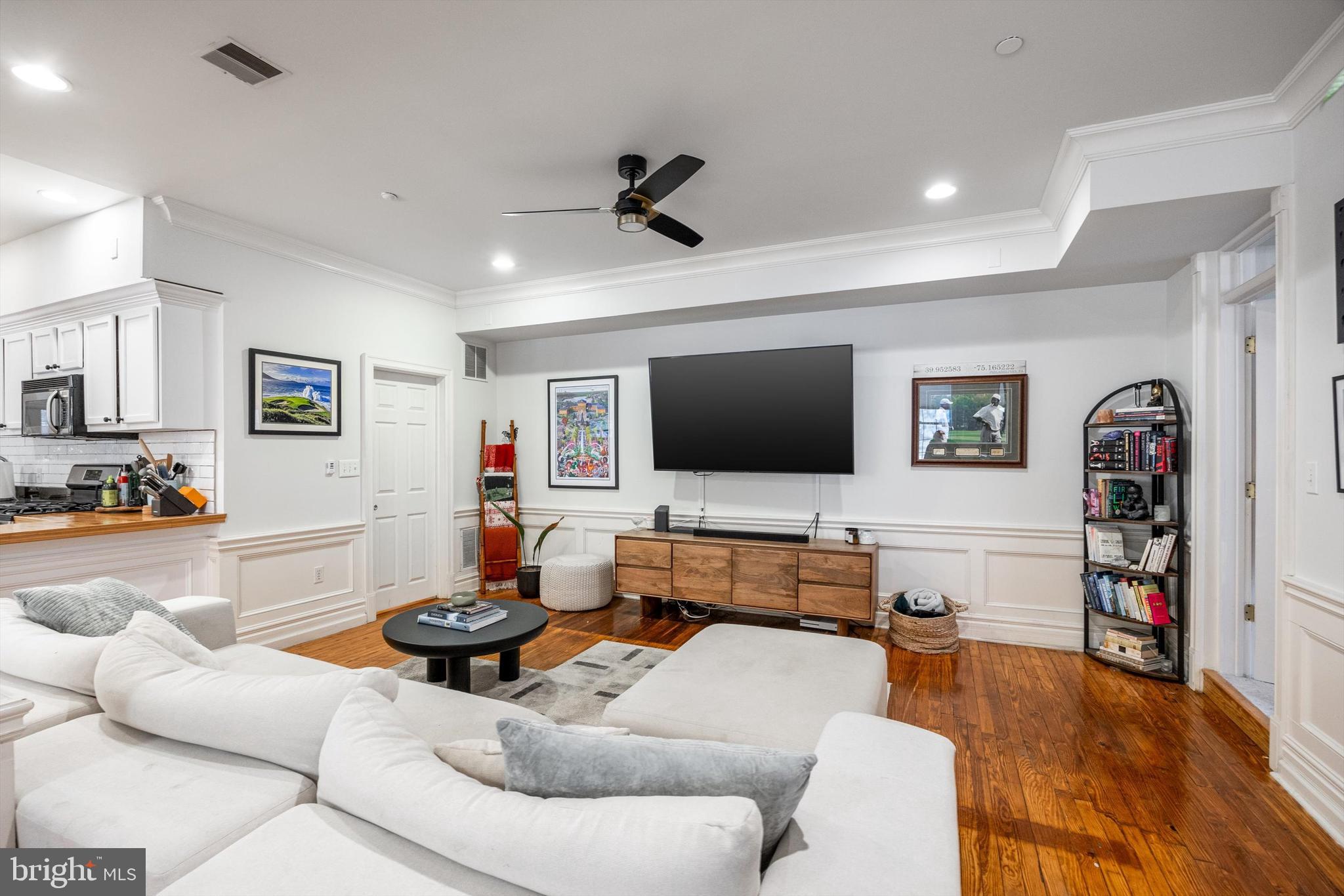 237-41 N Bread St #2