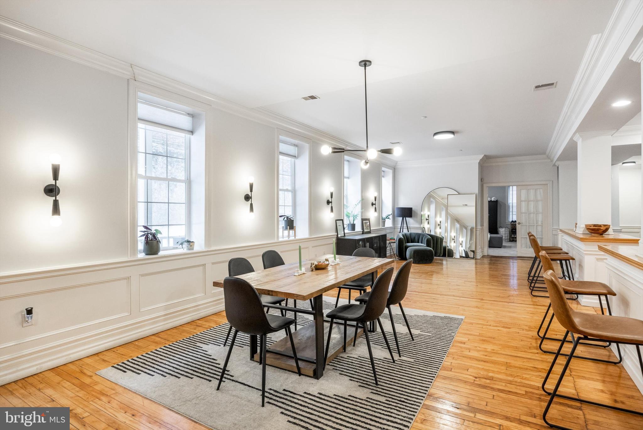 237-41 N Bread St #2