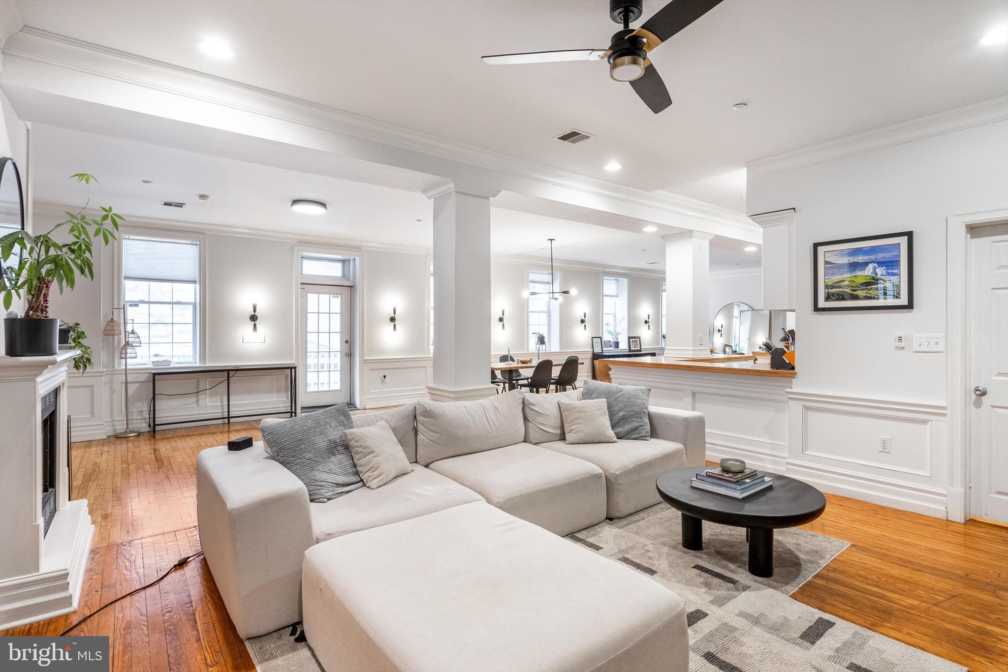 237-41 N Bread St #2