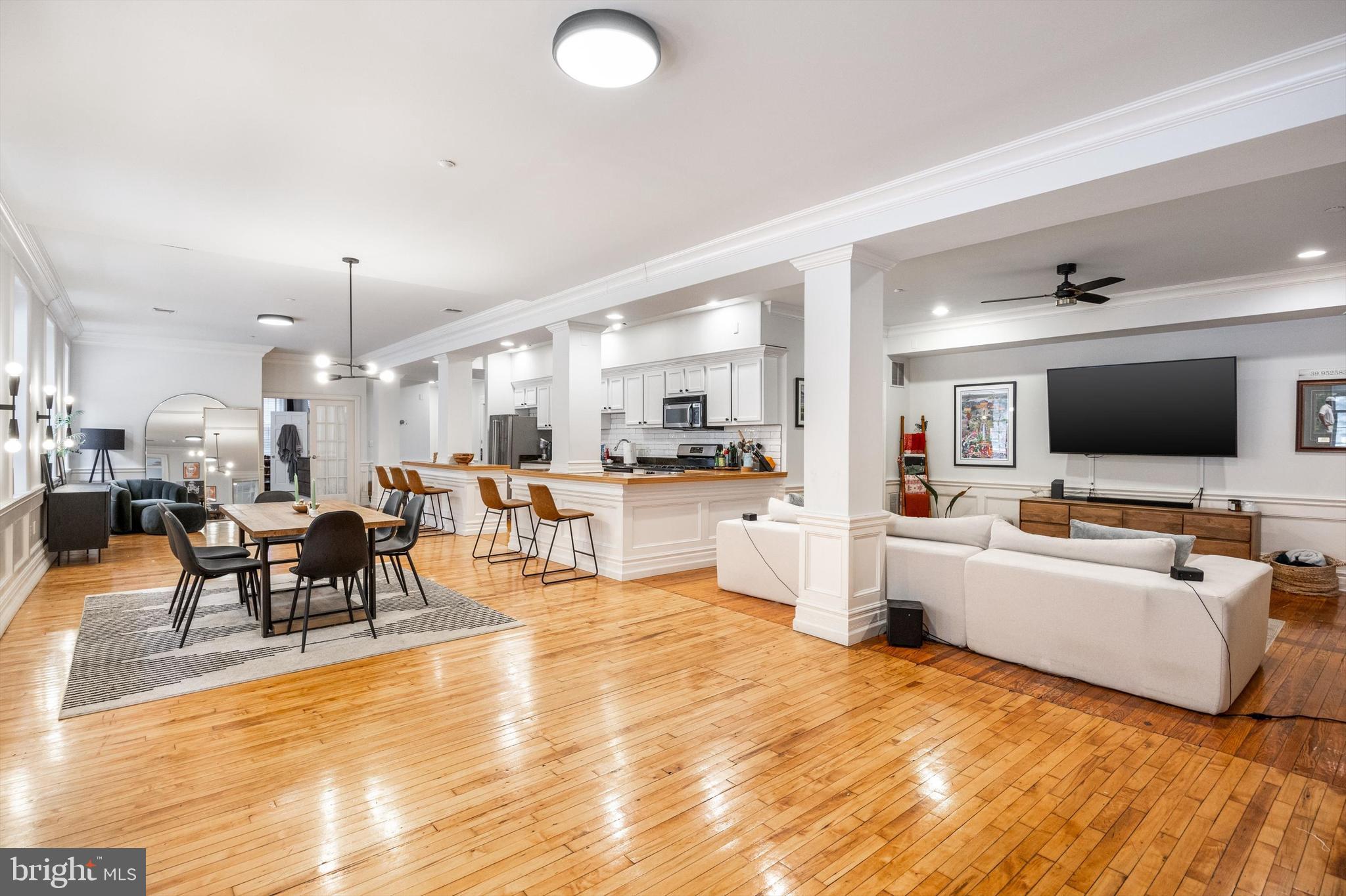 237-41 N Bread St #2
