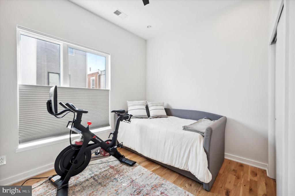 1617-27 N HOPE ST #2A