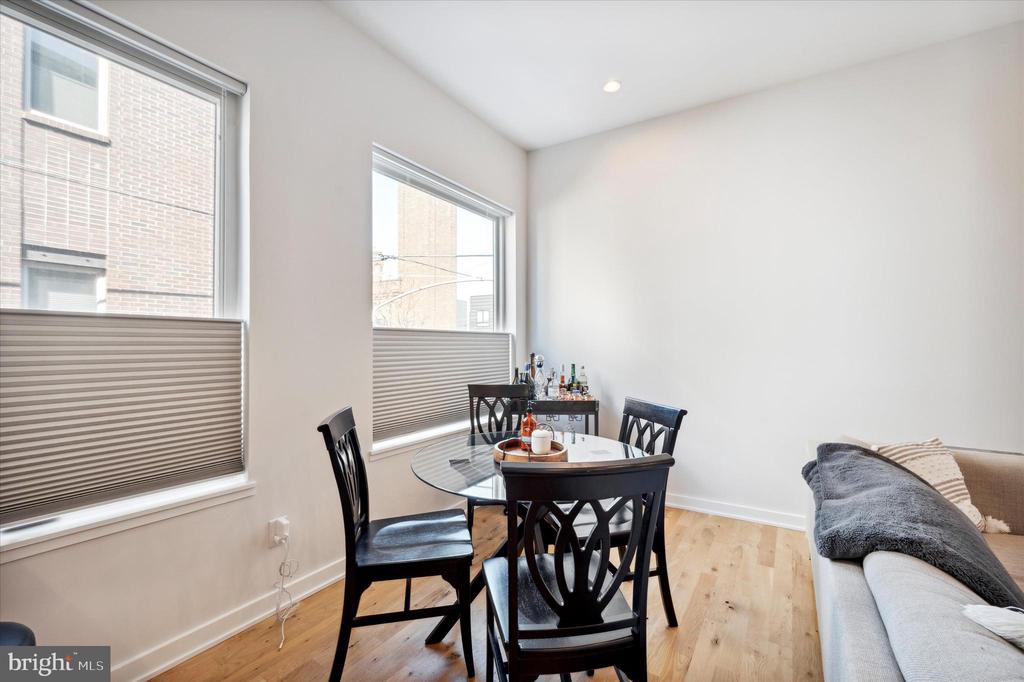 1617-27 N HOPE ST #2A