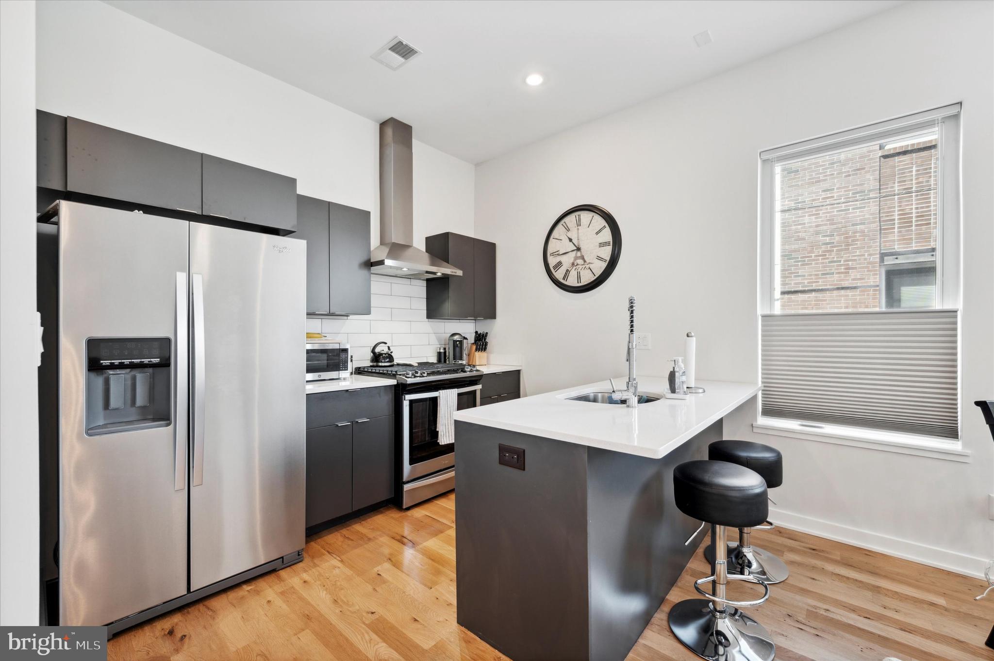 1617-27 N HOPE ST #2A