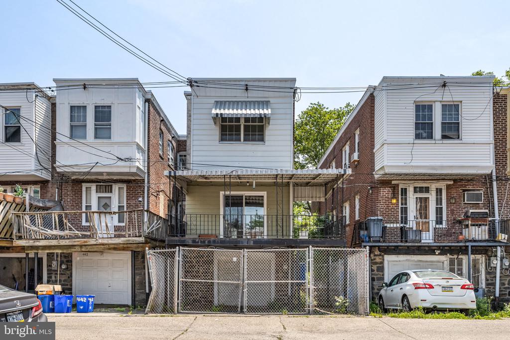 444 S 48th St