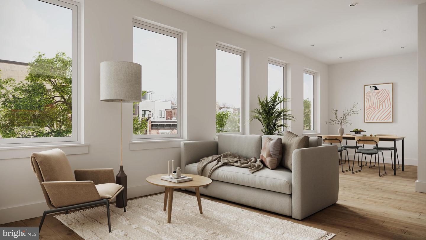 2456 FRANKFORD AVE #3