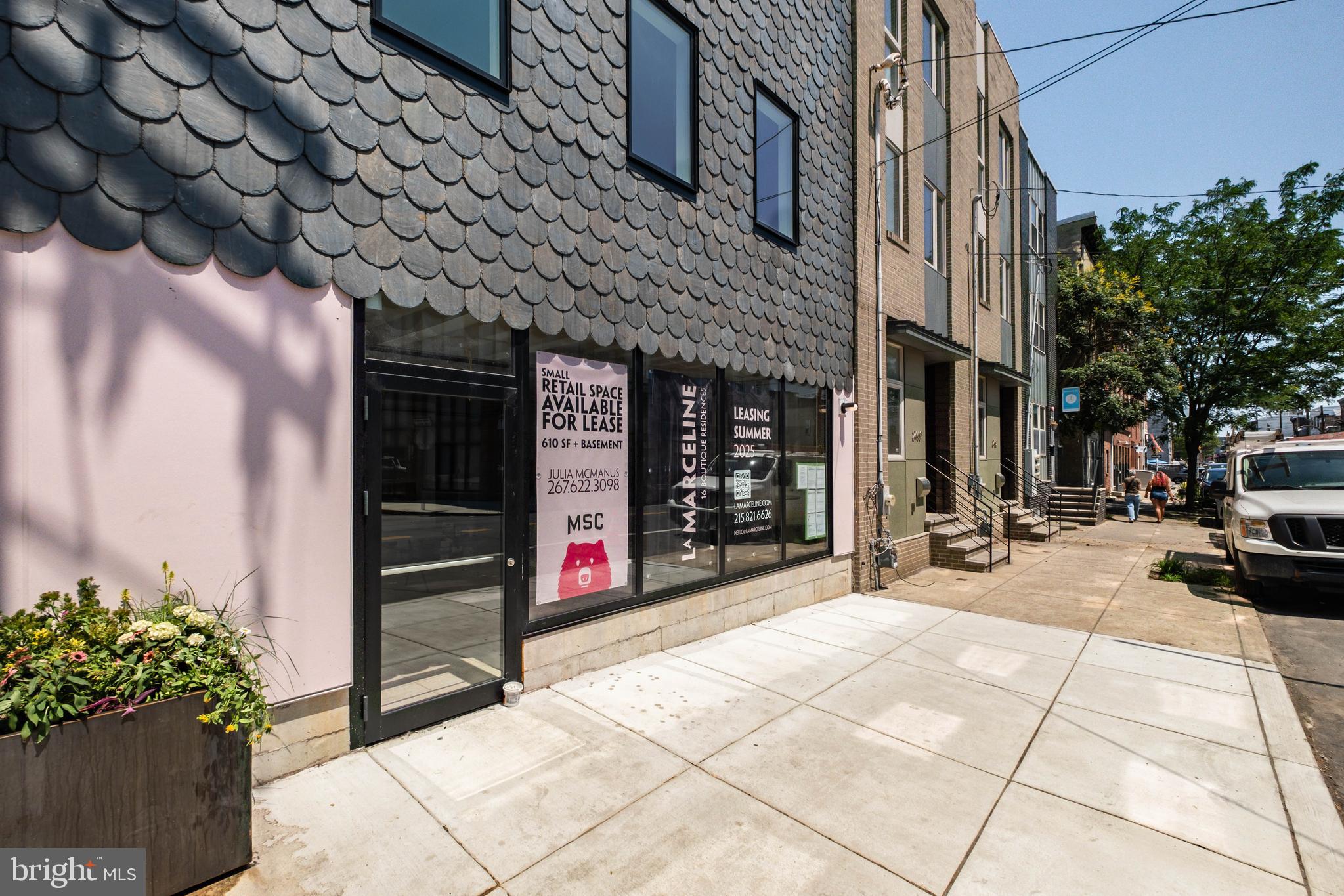 2456 FRANKFORD AVE #6