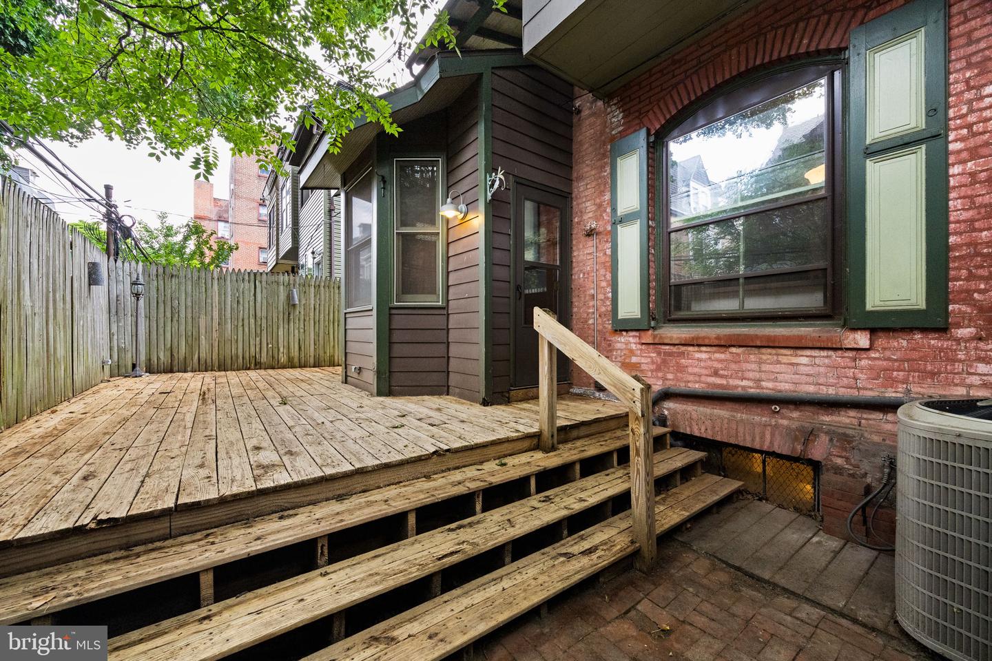 4813 Trinity Pl