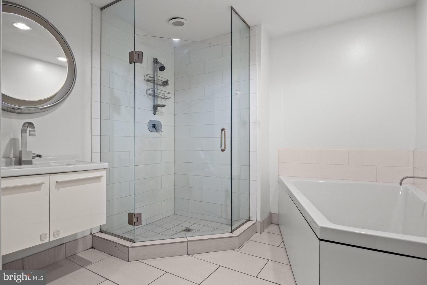 122-30 New St #2c