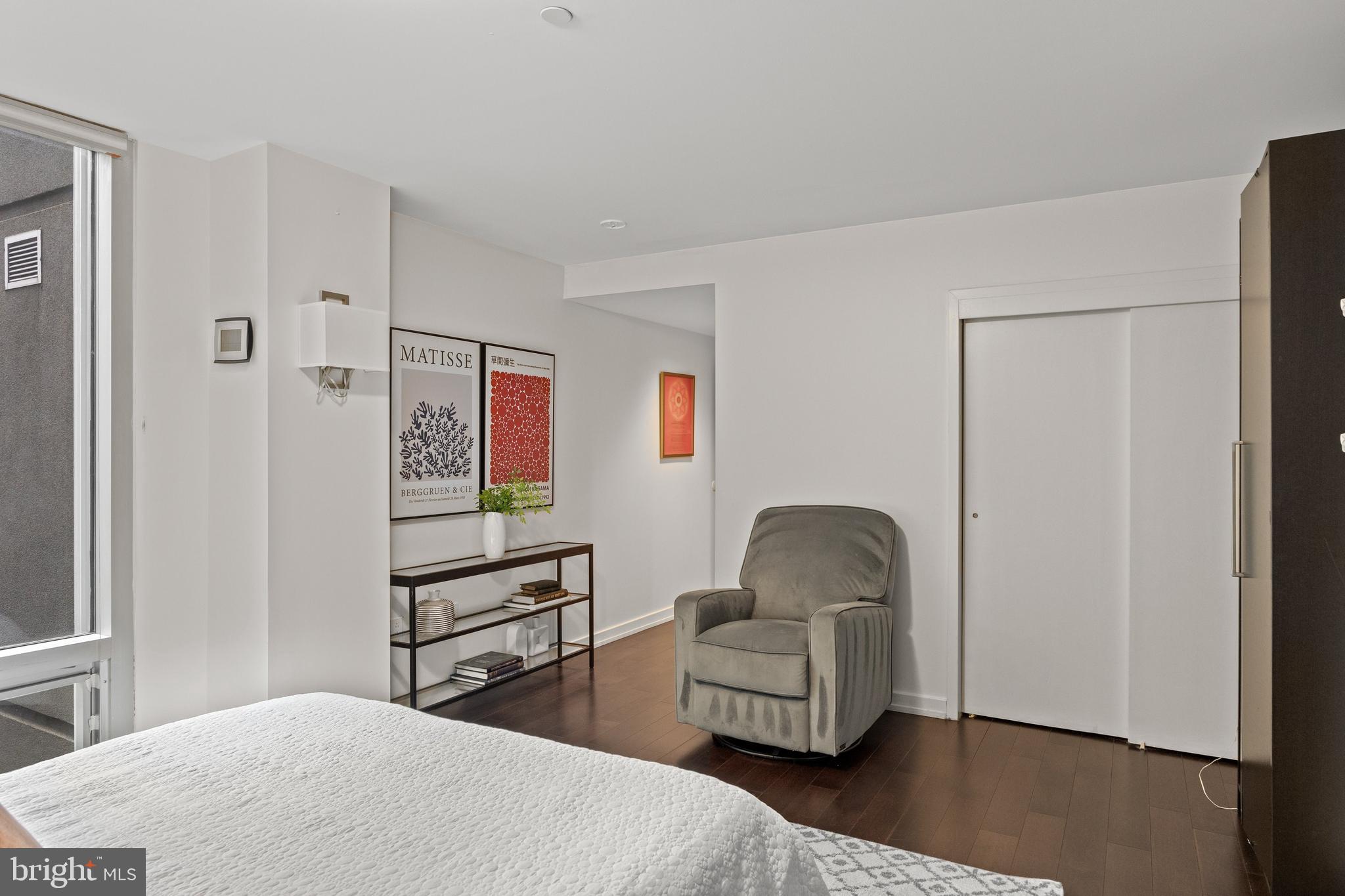 122-30 New St #2c