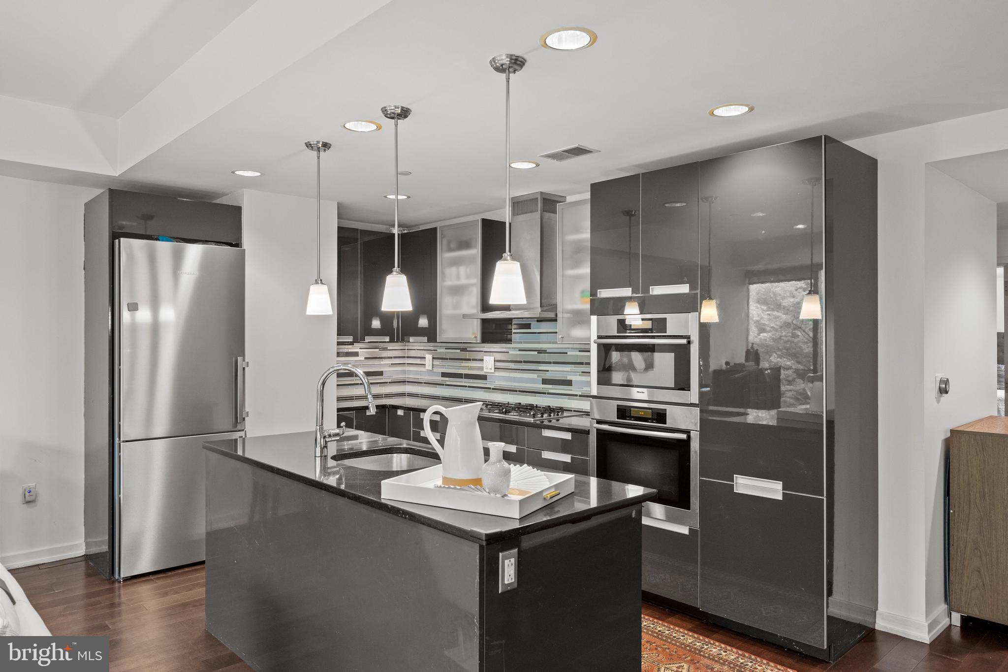 122-30 New St #2c