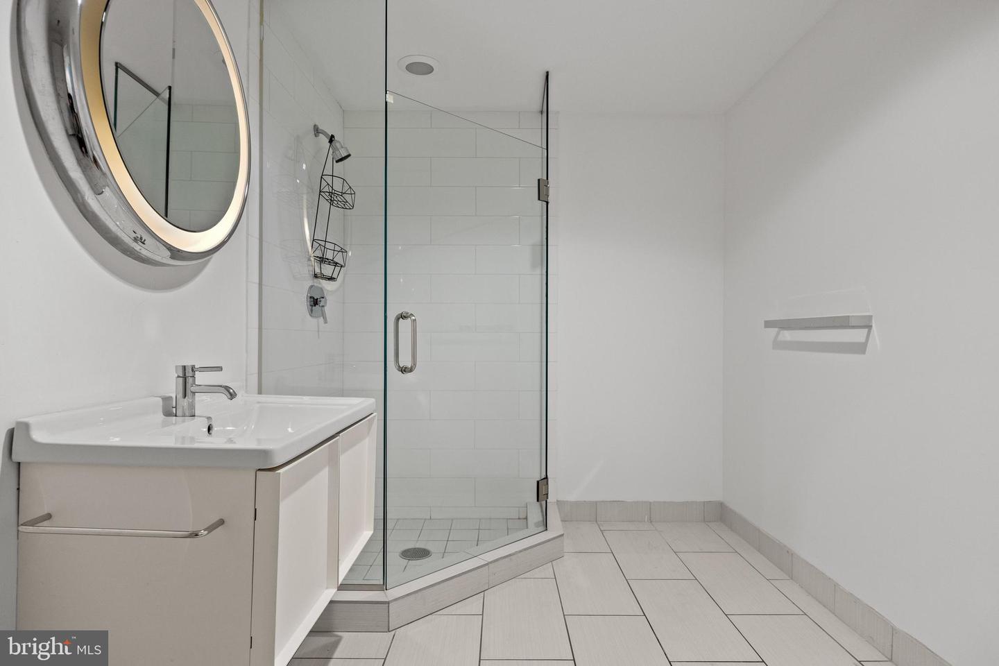 122-30 New St #2c