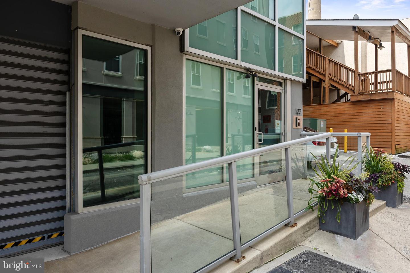 122-30 New St #2c