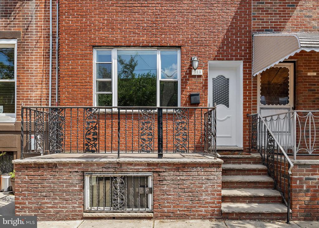 1113 Snyder Ave