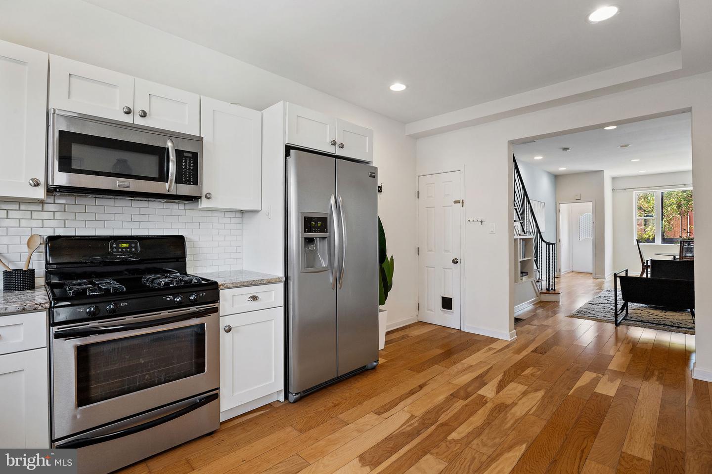 1113 Snyder Ave