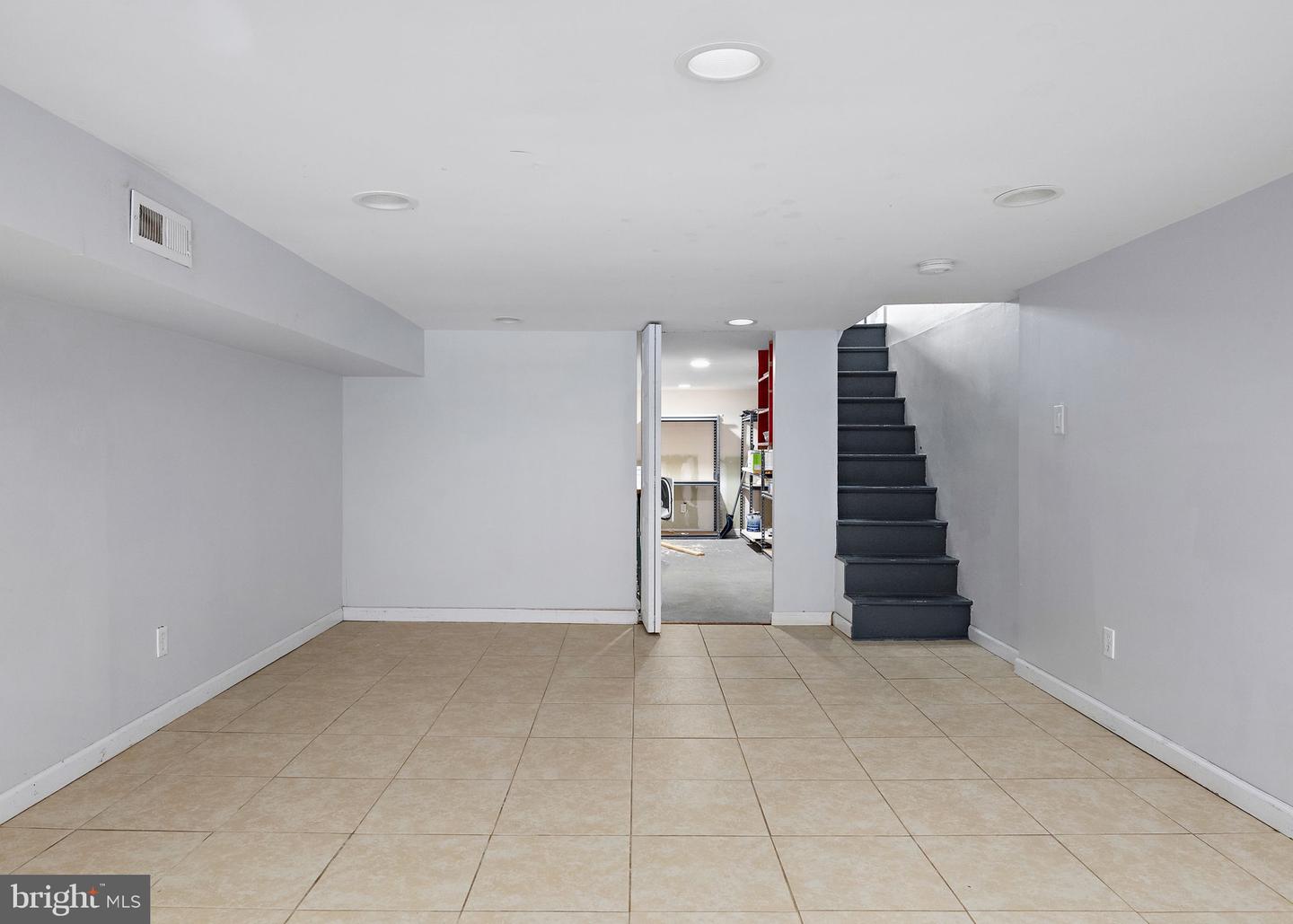 1113 Snyder Ave