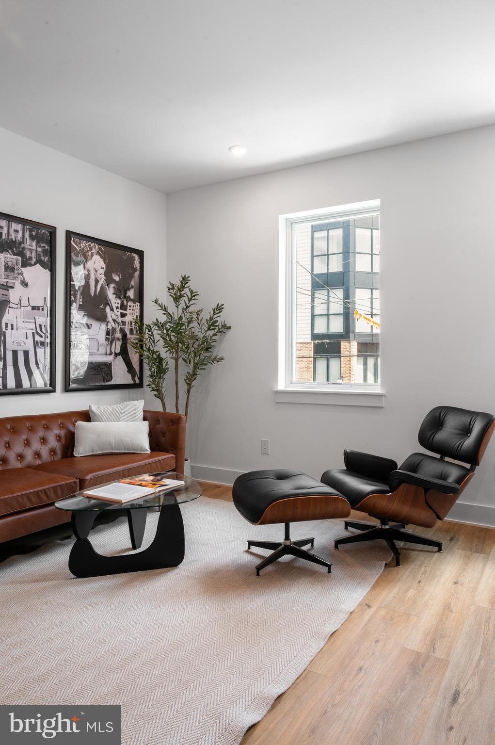 2456 FRANKFORD AVENUE 12