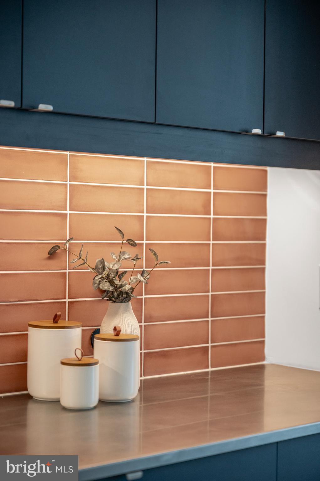 2456 FRANKFORD AVENUE 12