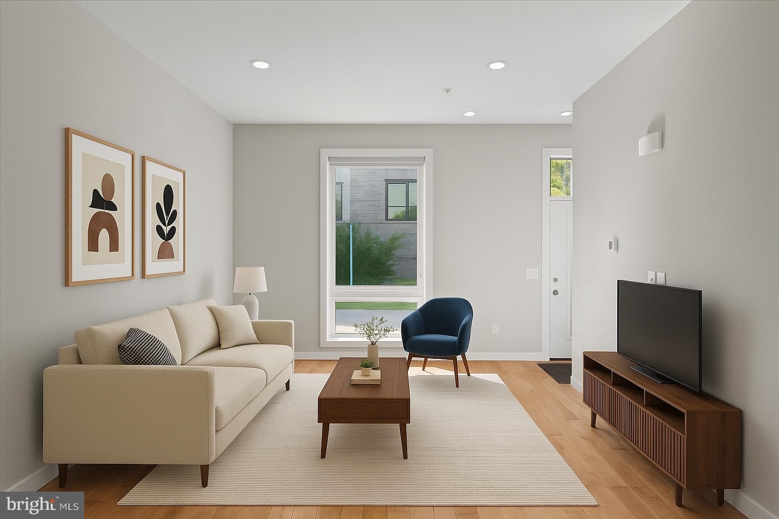 231 W THOMPSON STREET