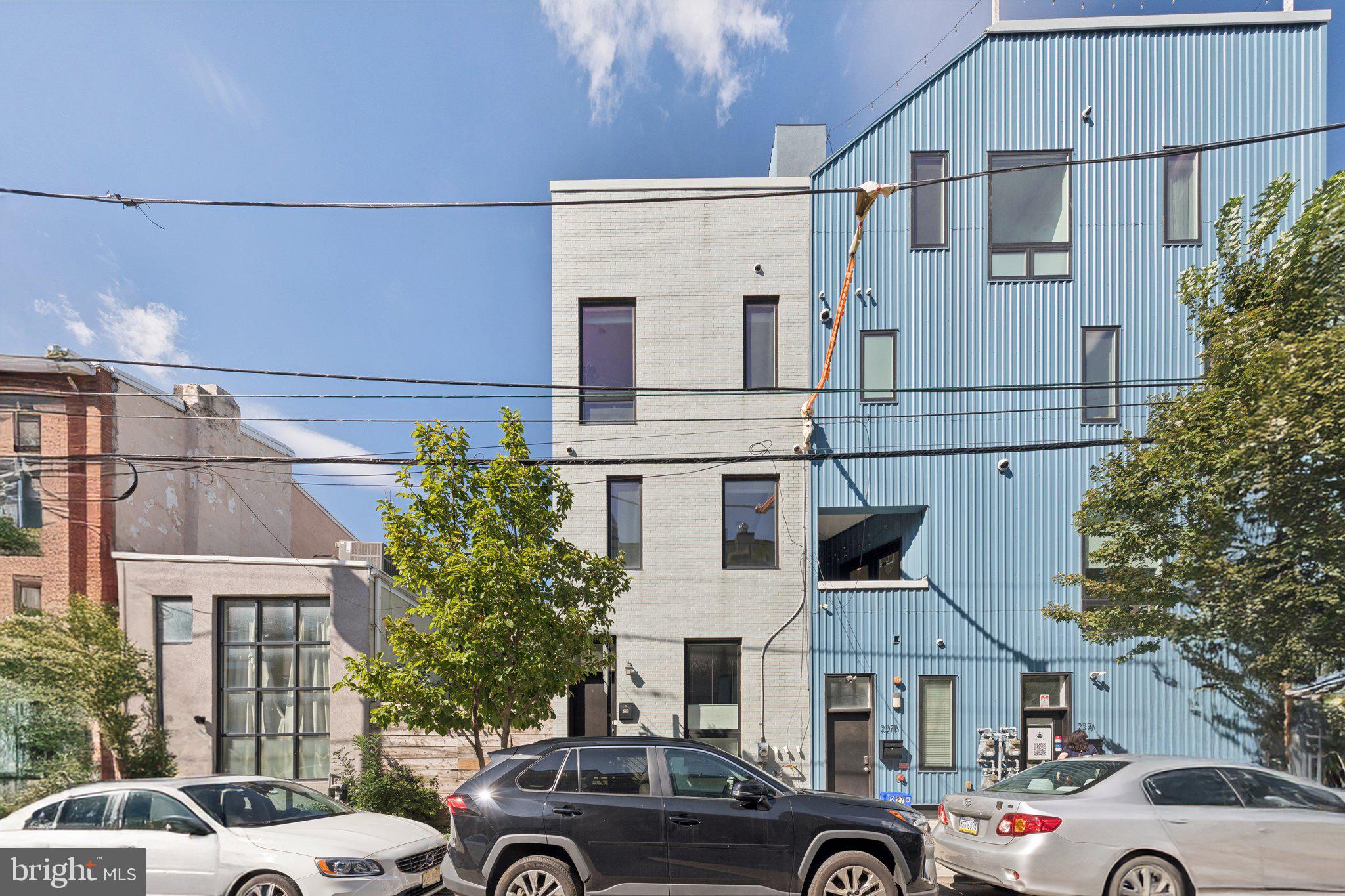 231 W THOMPSON STREET