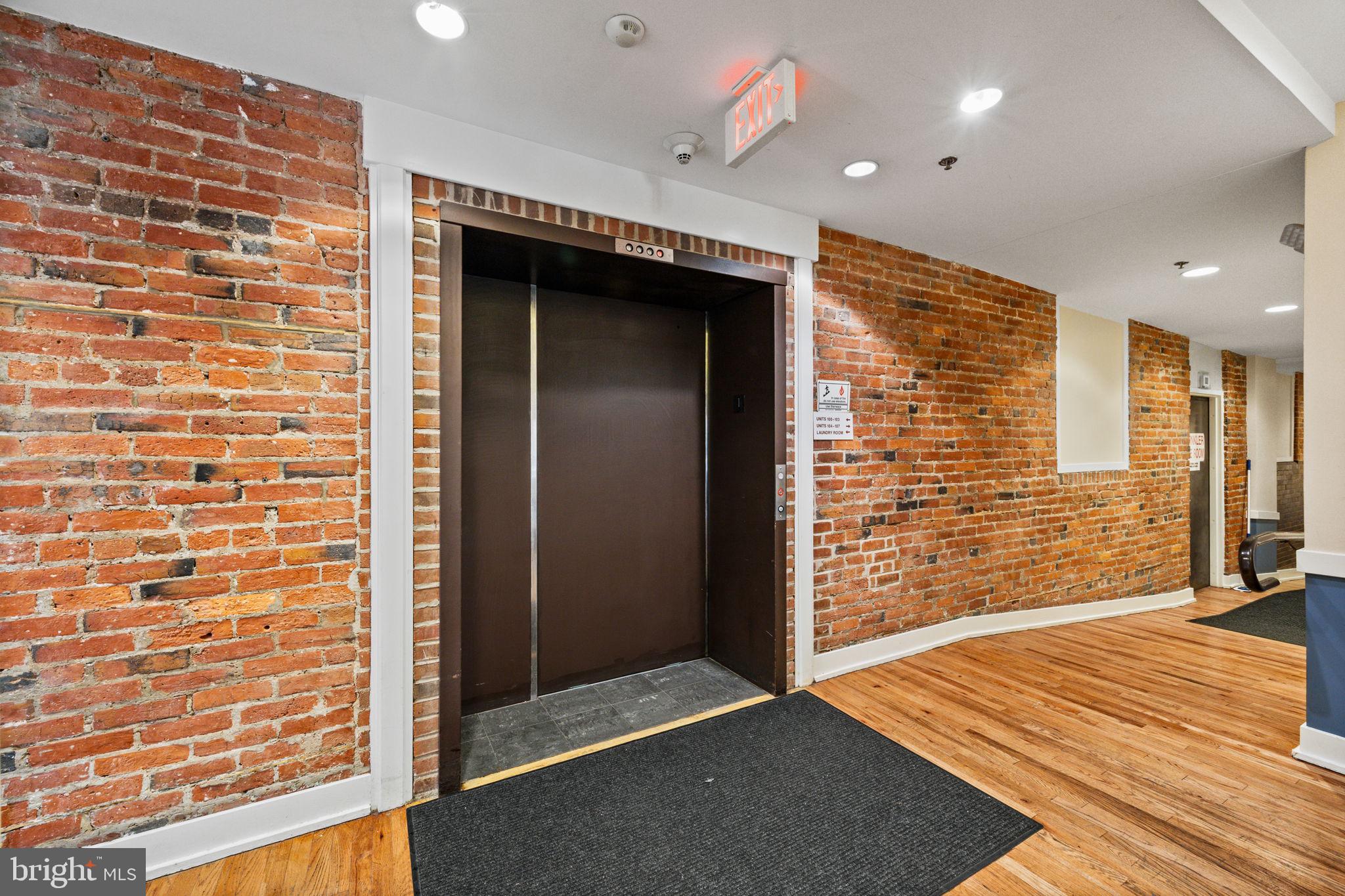 1201 FITZWATER STREET 15 211