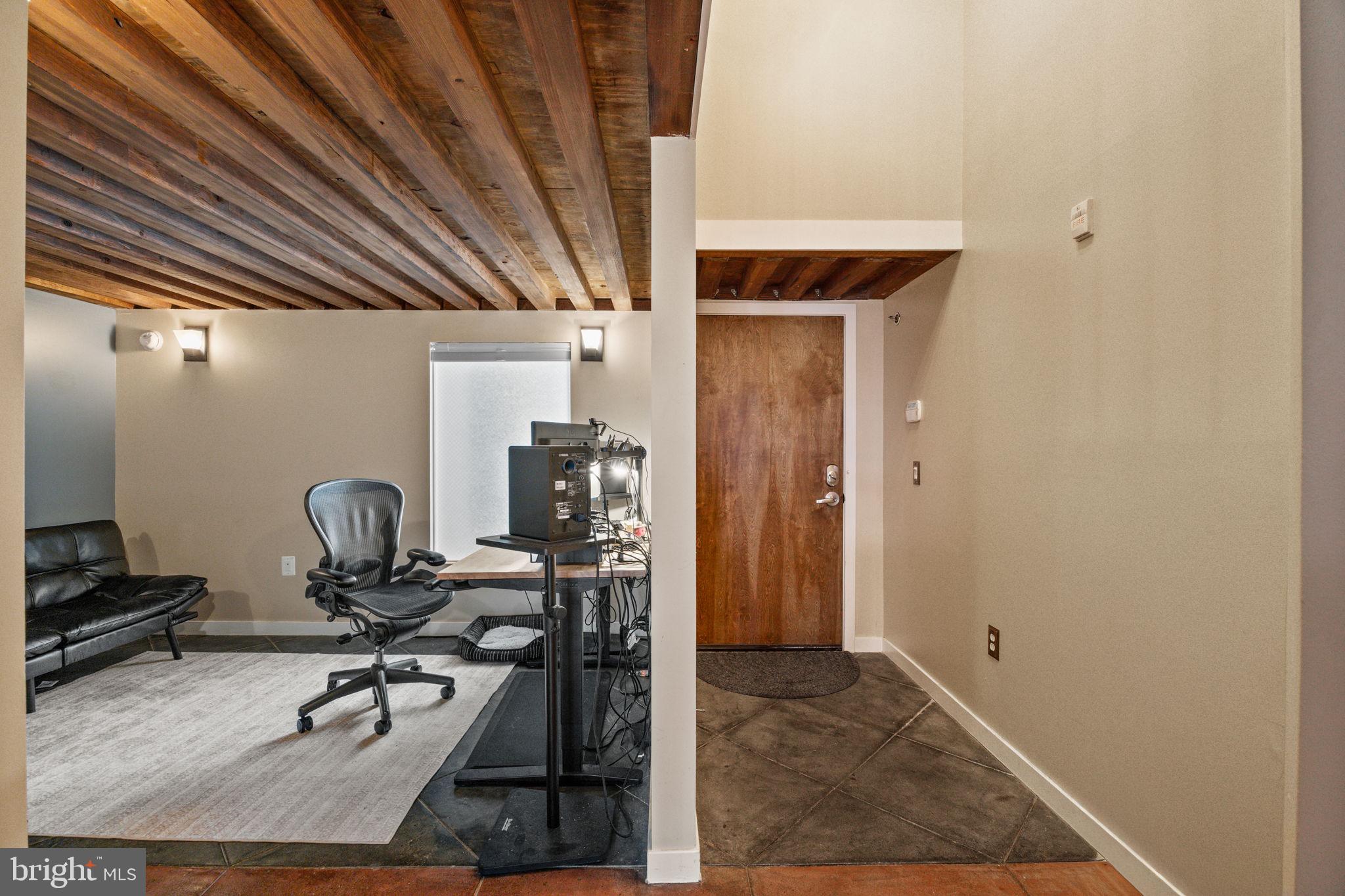 1201 FITZWATER STREET 15 211