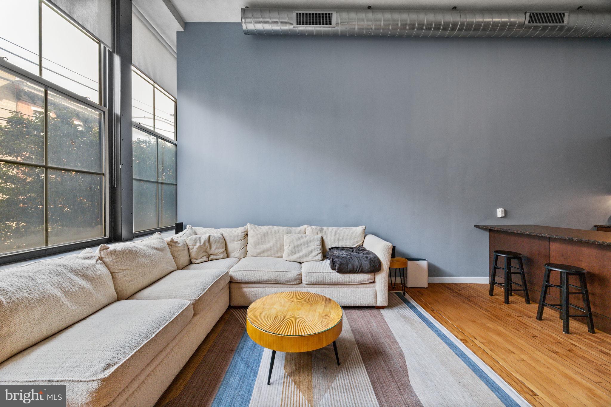 1201 FITZWATER STREET 15 211