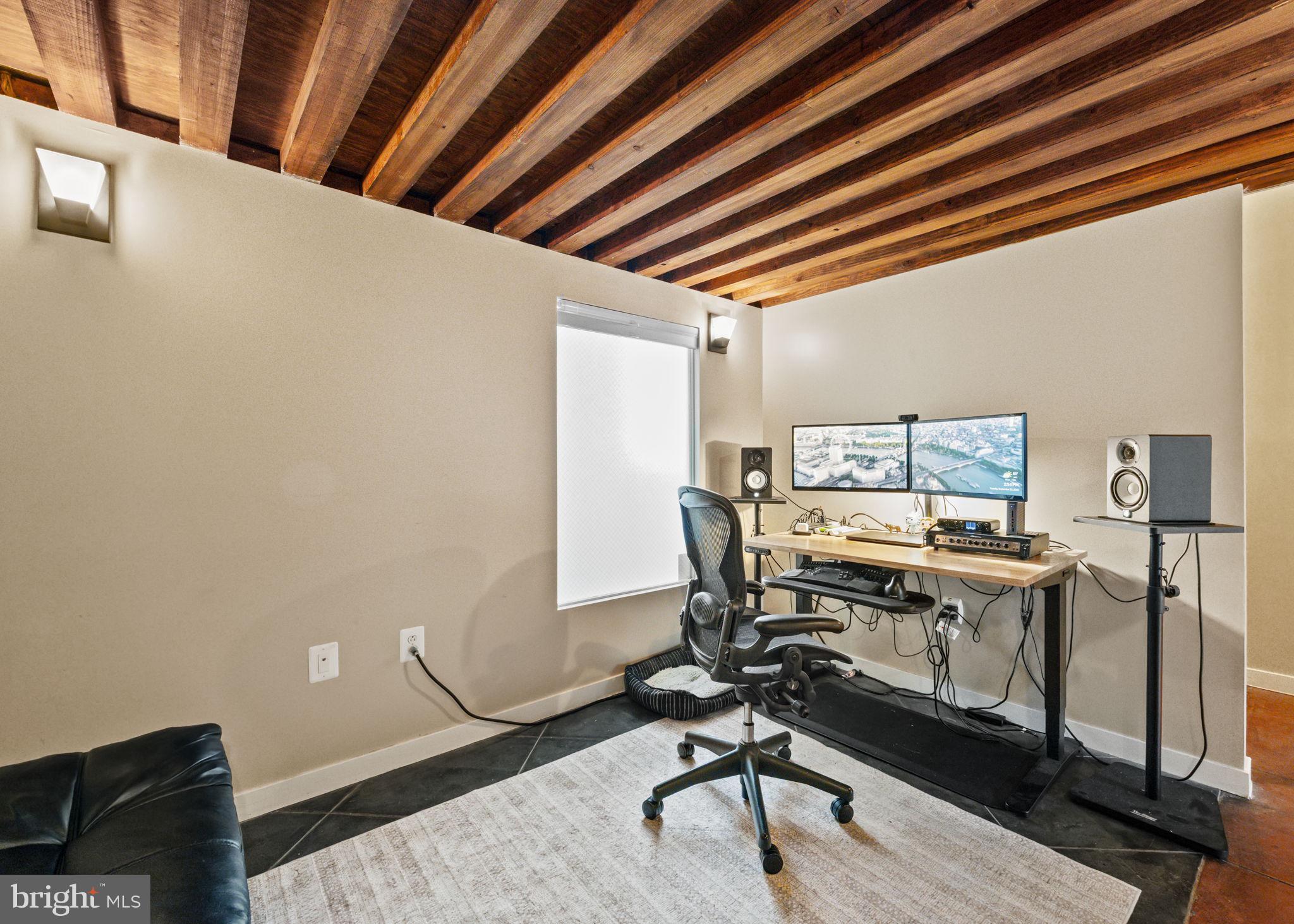 1201 FITZWATER STREET 15 211