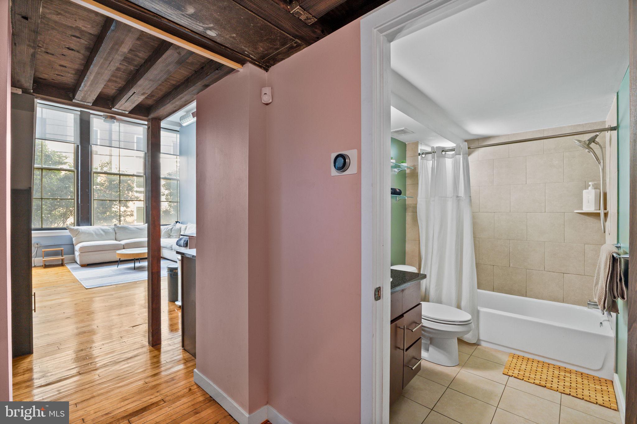 1201 FITZWATER STREET 15 211