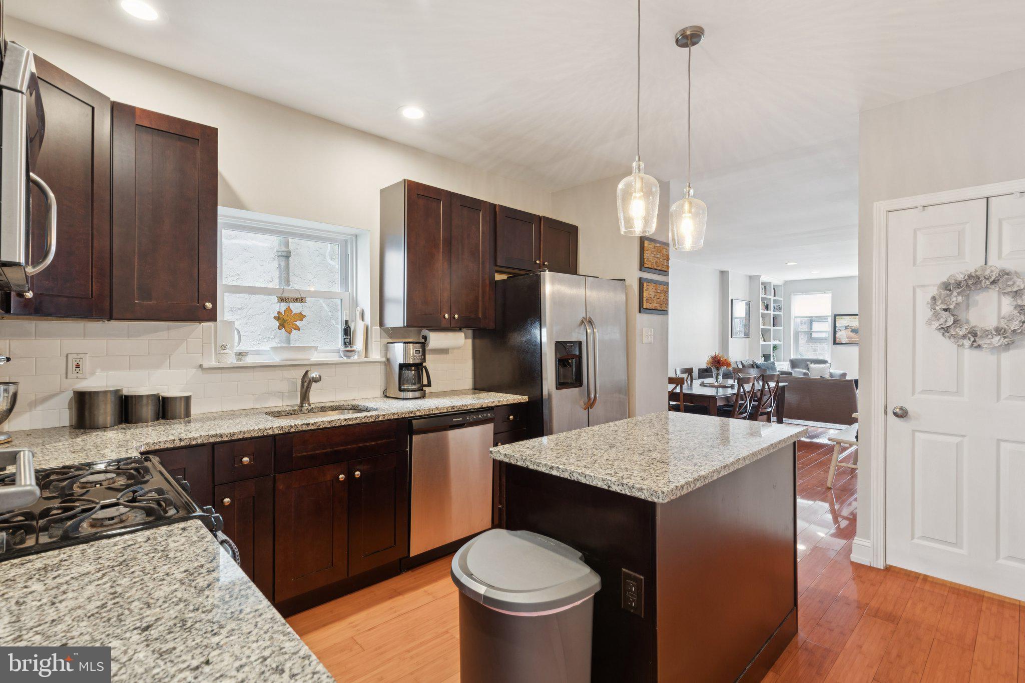 157 W SALAIGNAC STREET