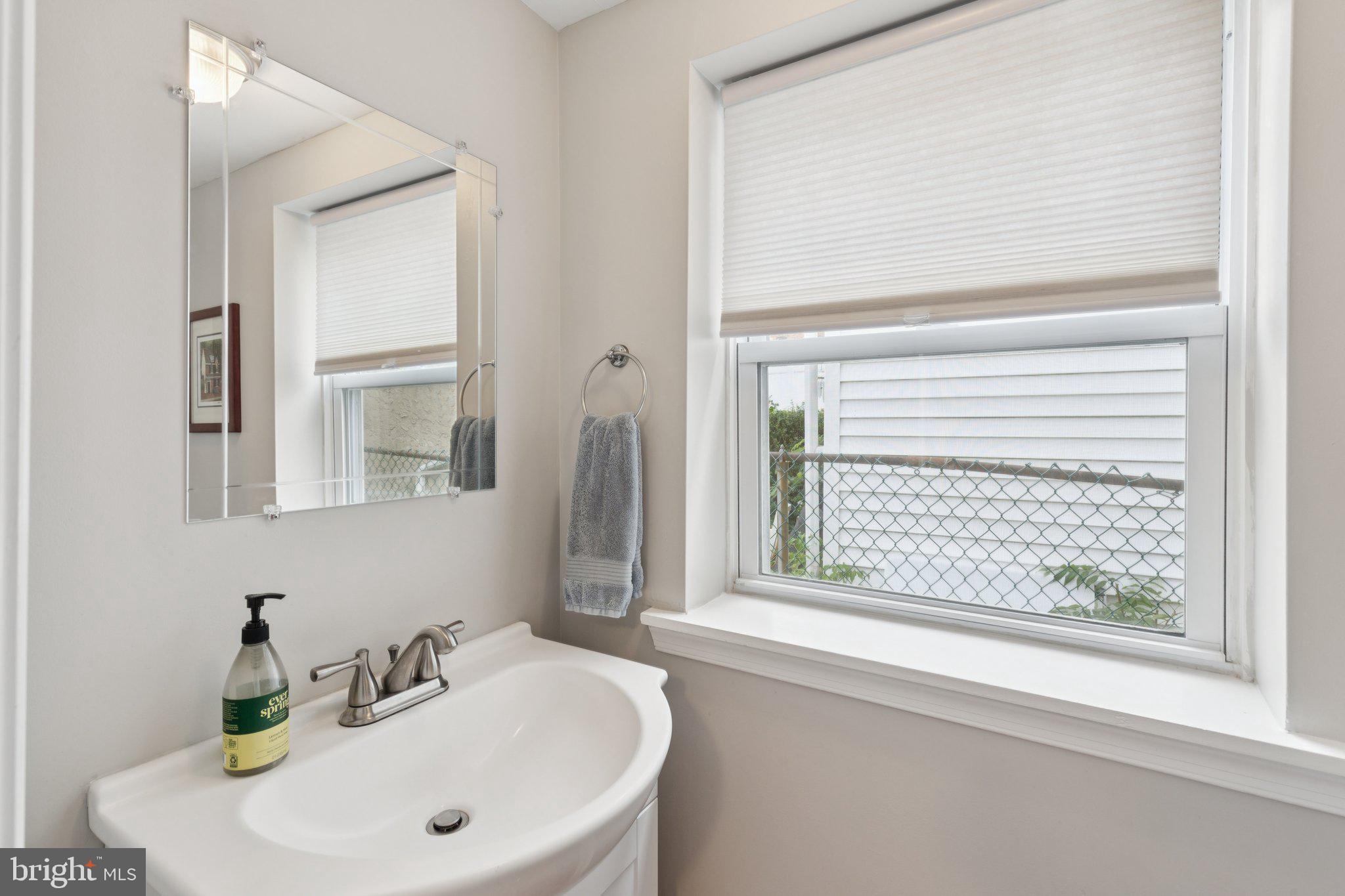 157 W SALAIGNAC STREET