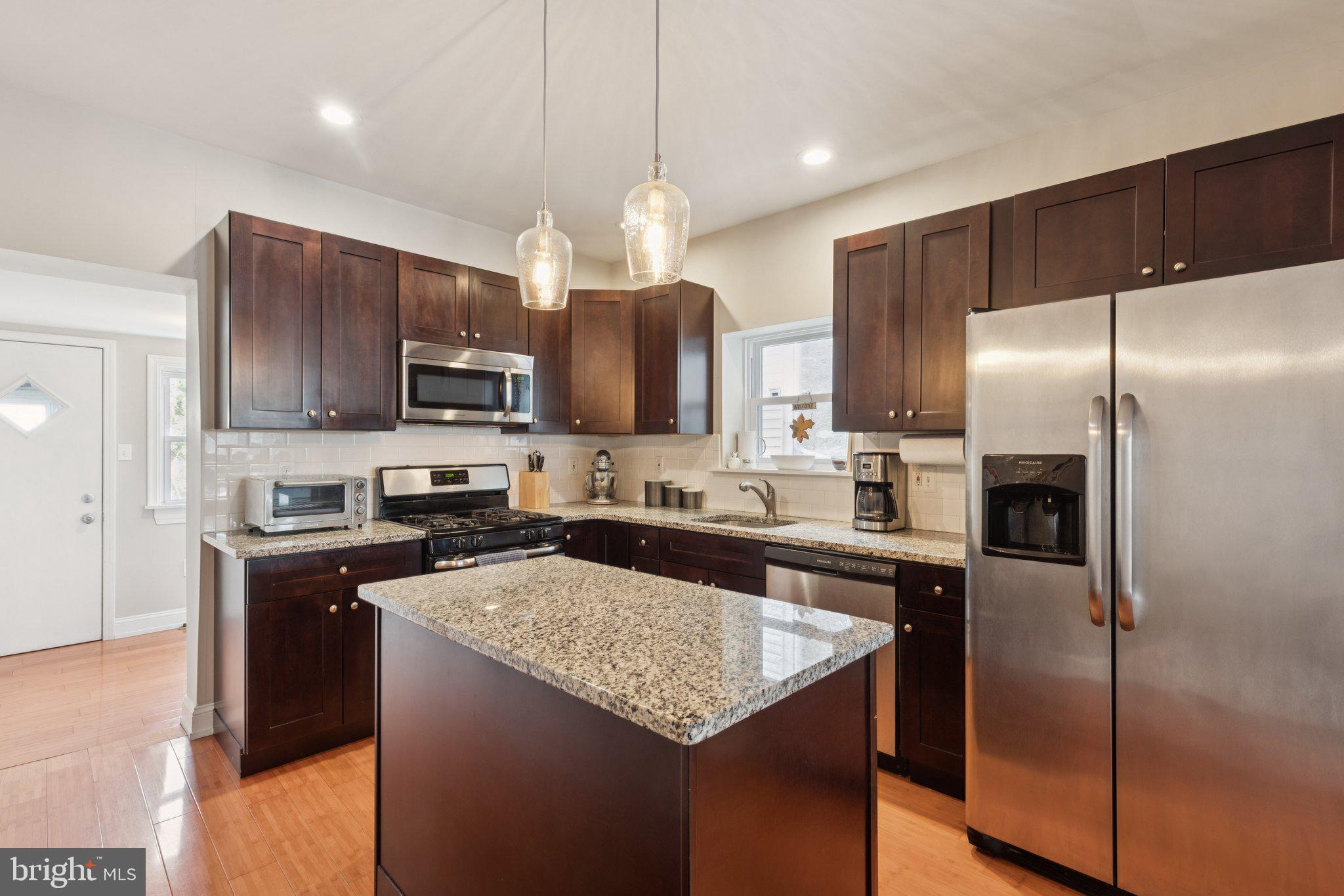 157 W SALAIGNAC STREET