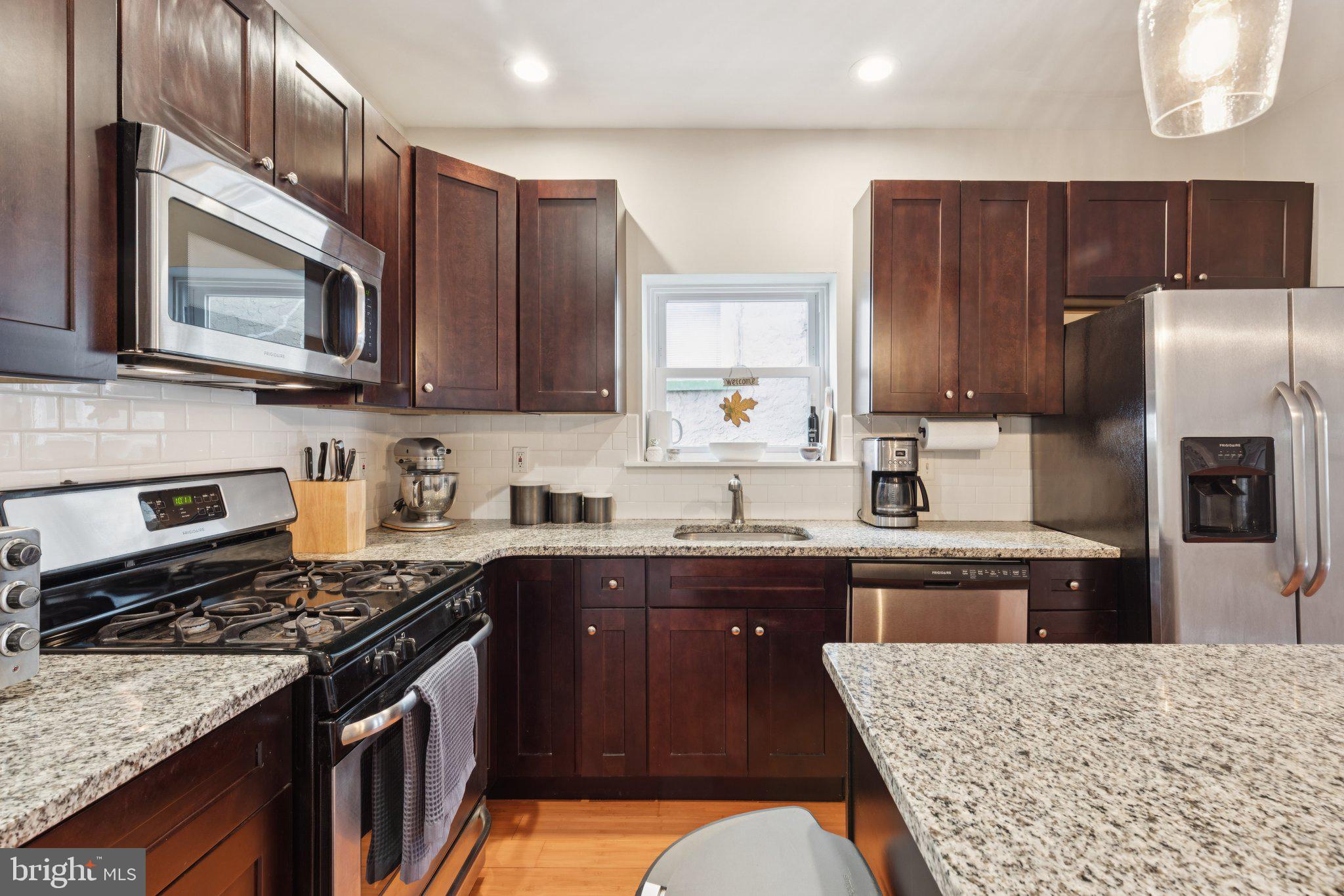 157 W SALAIGNAC STREET