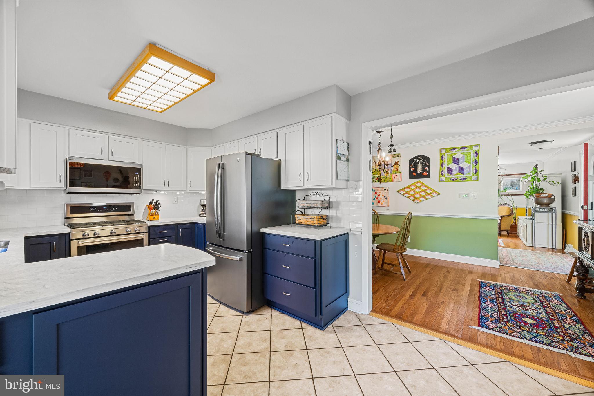 857 W BELLS MILL ROAD