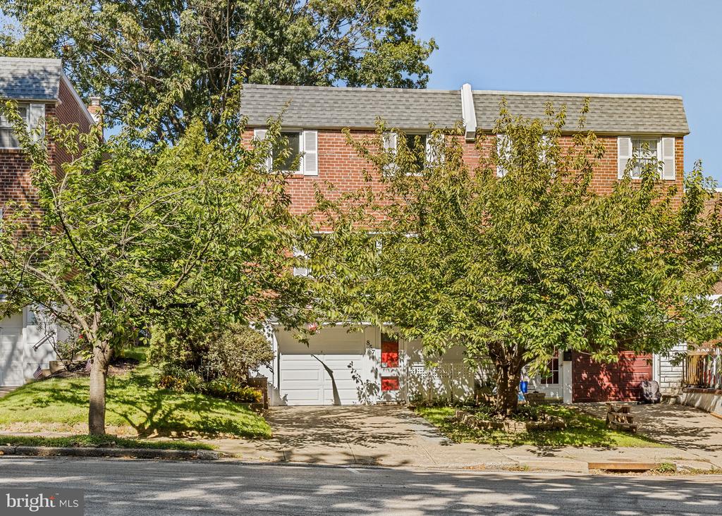 857 W BELLS MILL ROAD