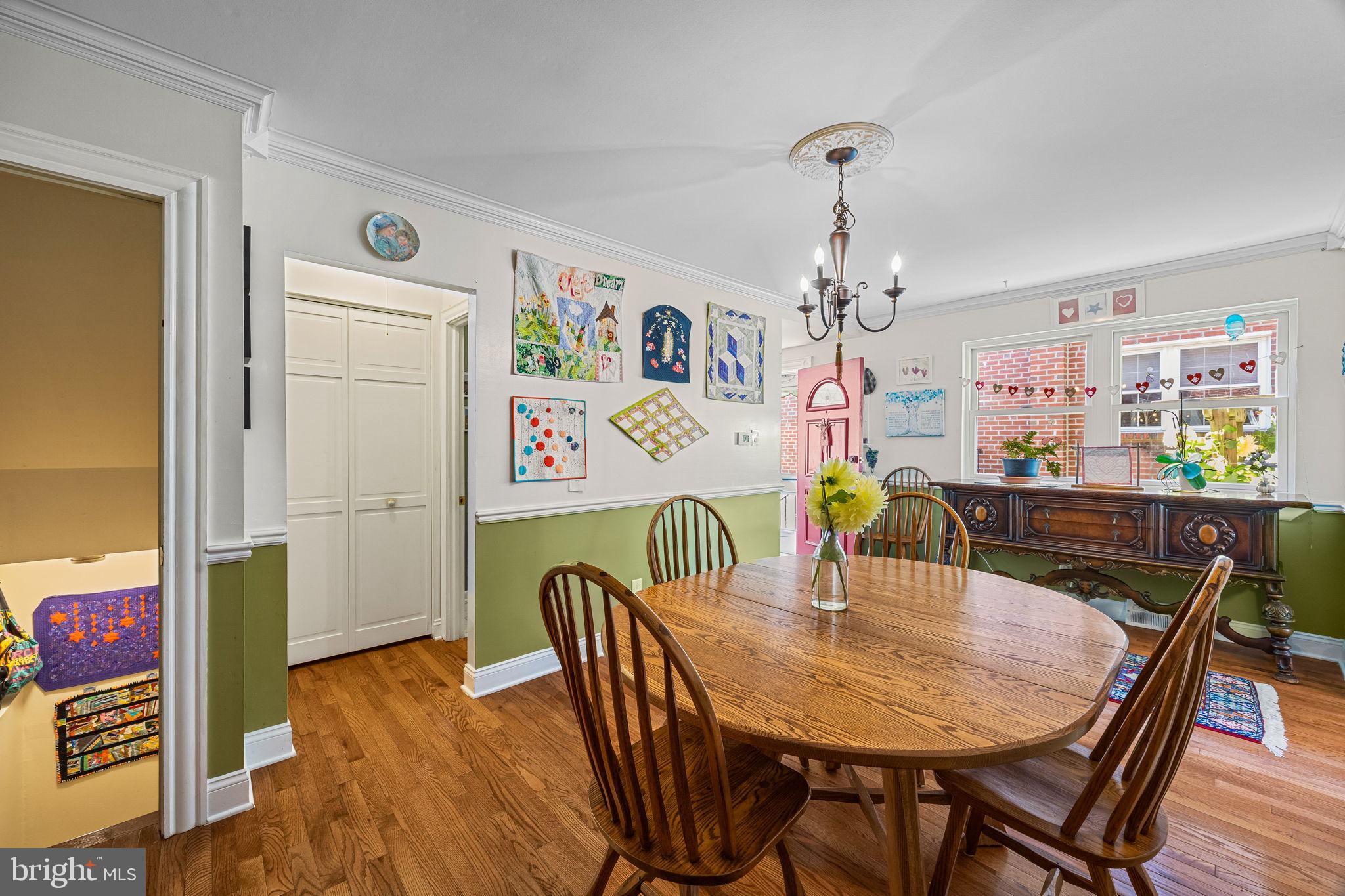 857 W BELLS MILL ROAD