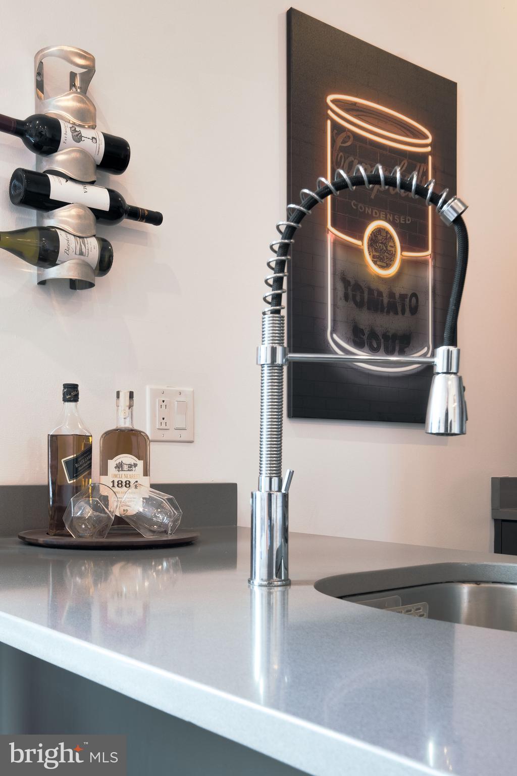 1617 N HOPE STREET 27 3B