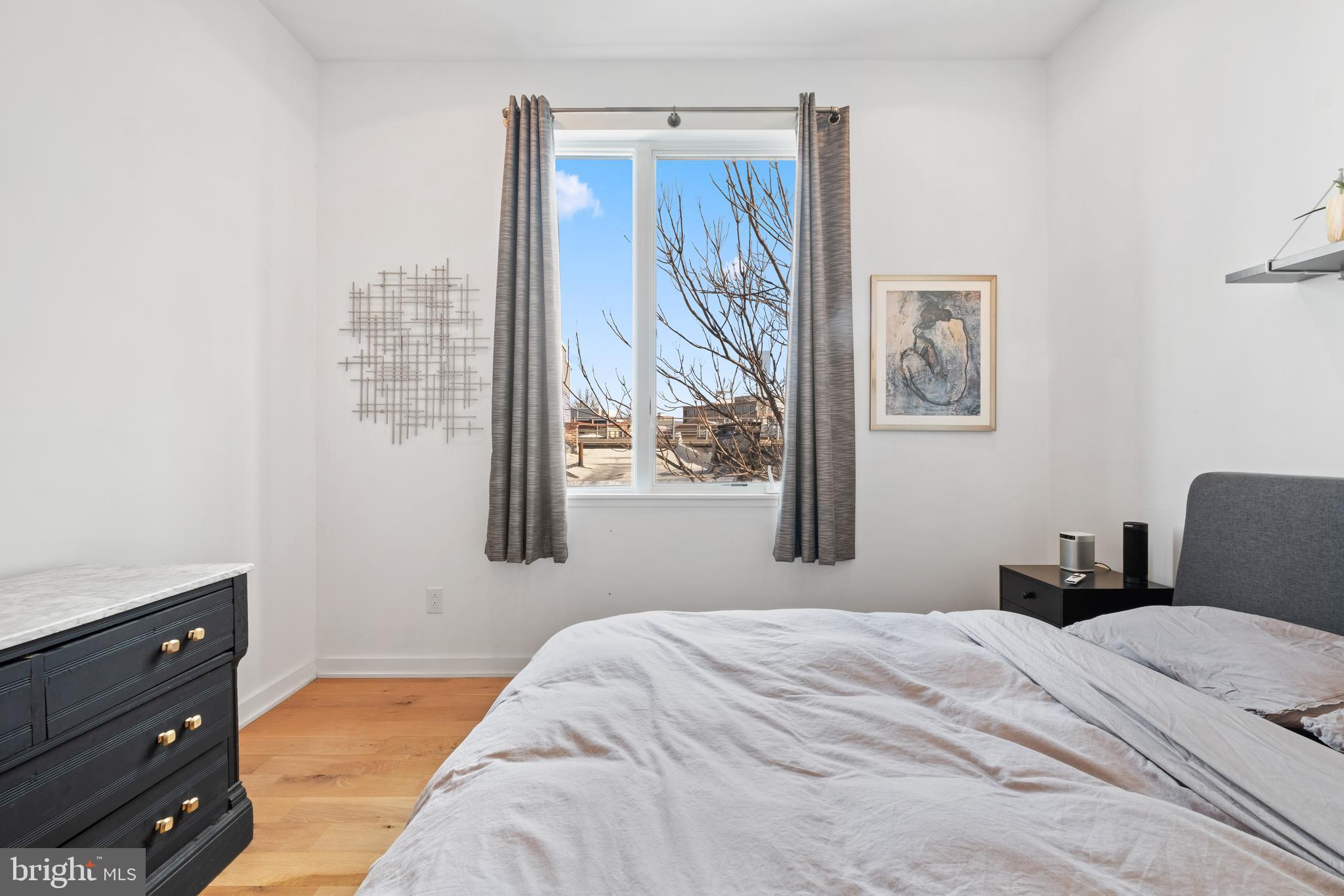 1617 N HOPE STREET 27 3B