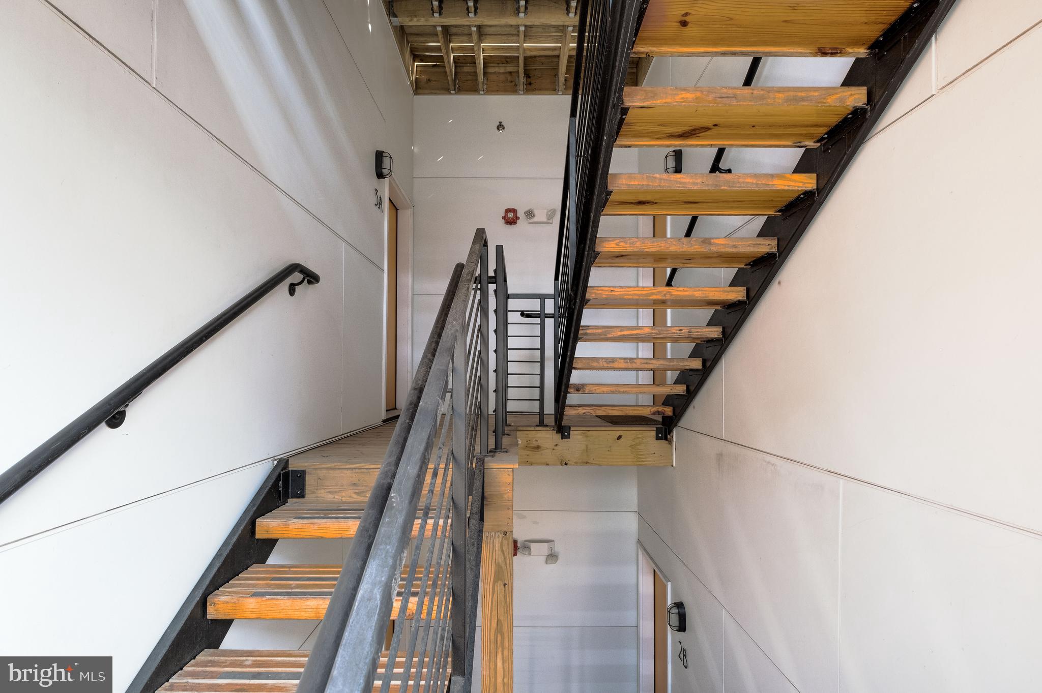 1617 N HOPE STREET 27 3B