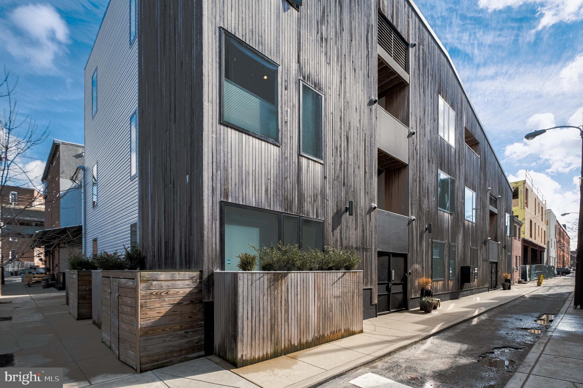 1617 N HOPE STREET 27 3B